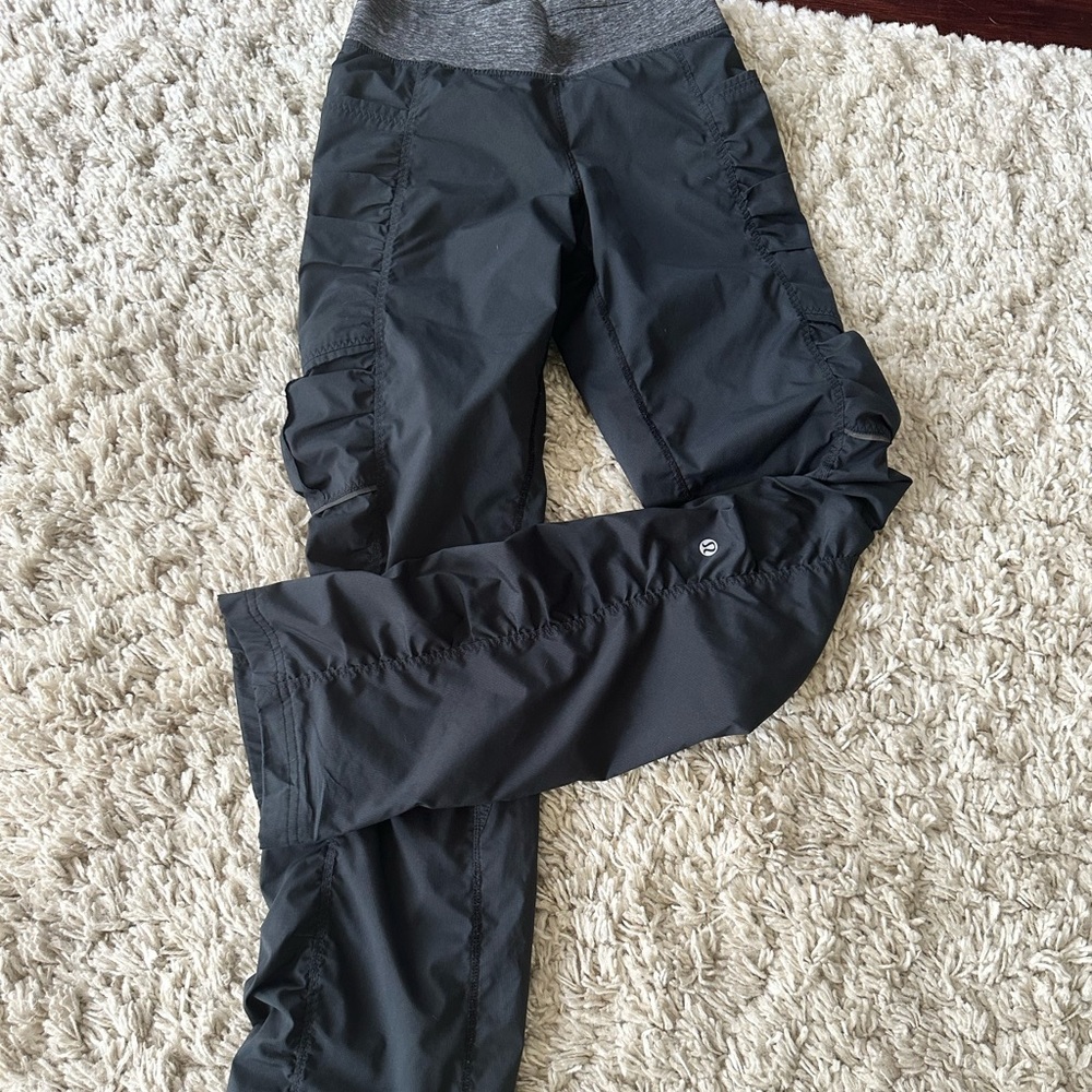 Lululemon  jogger size 2